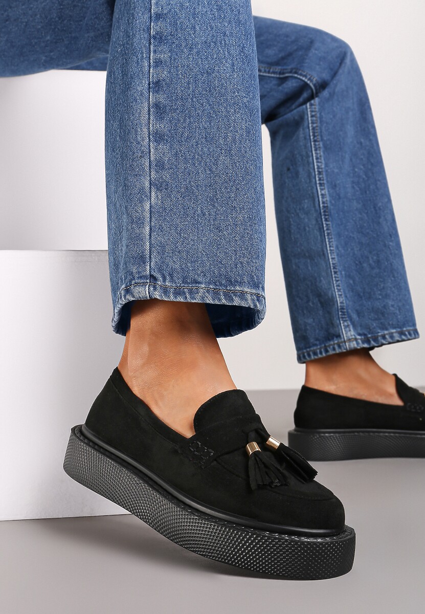 Czarne Mokasyny z Ekozamszu na Niskiej Platformie z Frędzlami na Noskach Relabrina