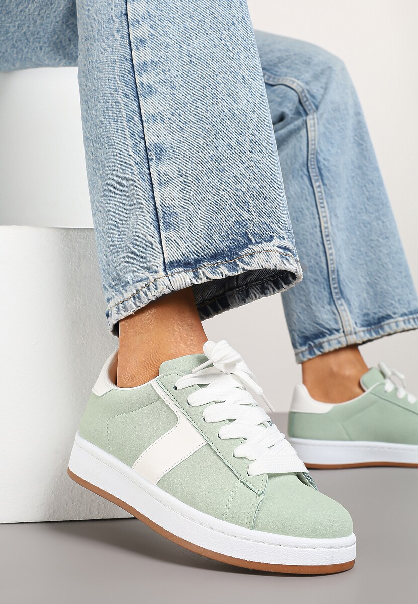 Fioletowe Sneakersy z Geometrycznym Motywem Taniffia