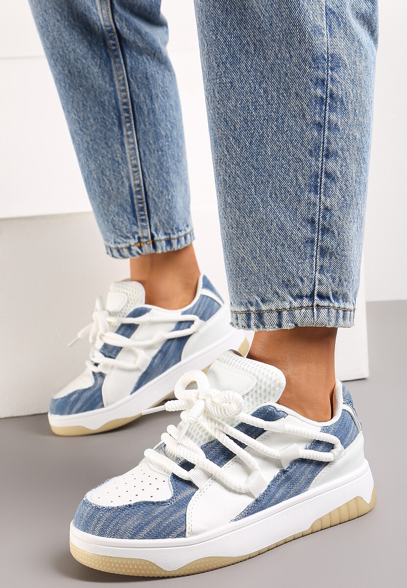 Niebiesko-Białe Sneakersy z Ozdobnymi Sznurówkami na Niskiej Platformie z Perforacją Dearias