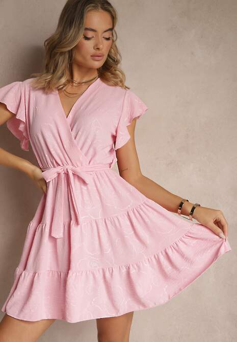 Różowa Rozkloszowana Sukienka z Paskiem i Falbanami Lilarea