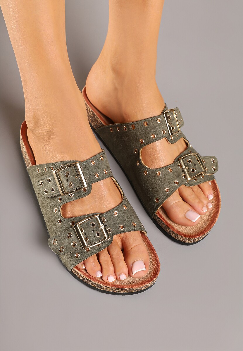 Zielone Klapki na Korkowej Platformie Ozdobione Nitami Nilindora