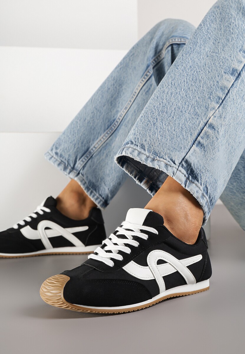 Czarne Sneakersy z Geometrycznym Wzorem Arnenta