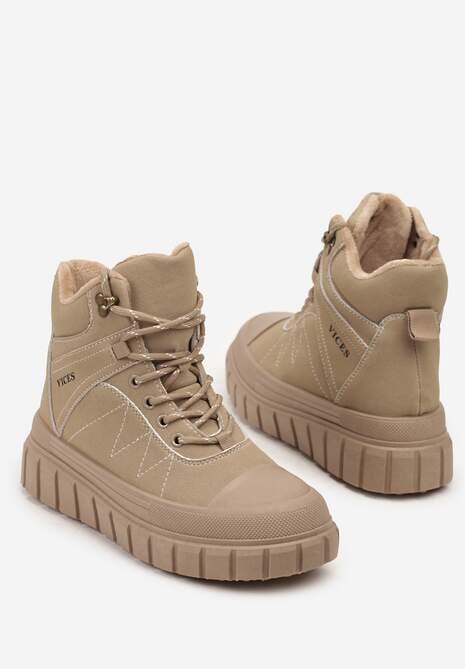 Ciemnobeżowe Botki Trapery Vices na Platformie z Tłoczeniem Ozdobione Przeszyciami Amirrise