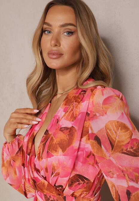 Różowa Koktajlowa Sukienka Taliowana z Marszczeniem i Falbanką na Dole Fanirna