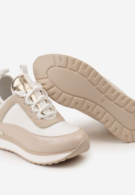 Beżowo-Białe Sneakersy z Metaliczną Wstawką i Ozdobnym Napisem na Ukrytym Koturnie Alivewna
