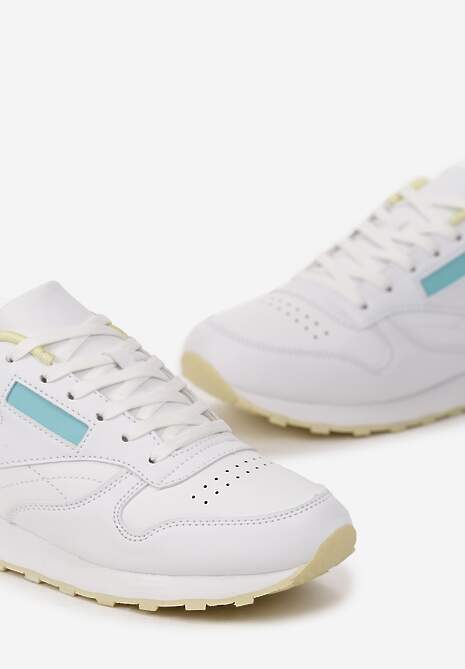 Białe Sneakersy przed Kostkę Lunkessa