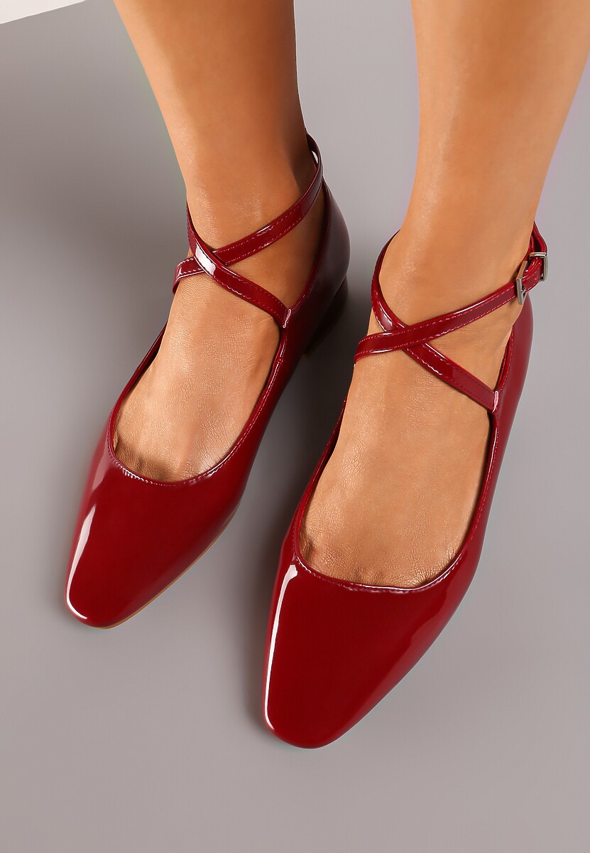 Bordowe Lakierowane Klasyczne Czółenka na Płaskiej Podeszwie z Ozdobnymi Paskami Haranivia
