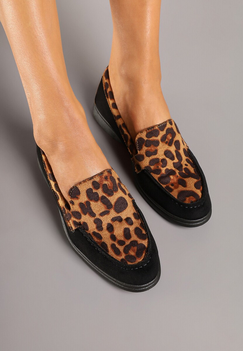 Panterkowe Mokasyny Ozdobione Przeszyciami Fonaleia