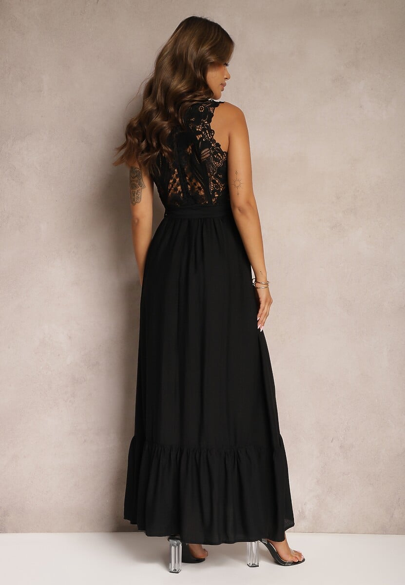 Czarna Taliowana Sukienka Ozdobiona na Górze Ażurowym Wzorem Nahine