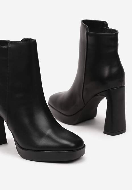 Czarne Botki na Słupku w Minimalistycznym Stylu Atarvia