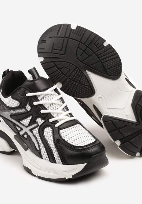 Czarne Sneakersy z Ozdobnymi Paskami Xerraza