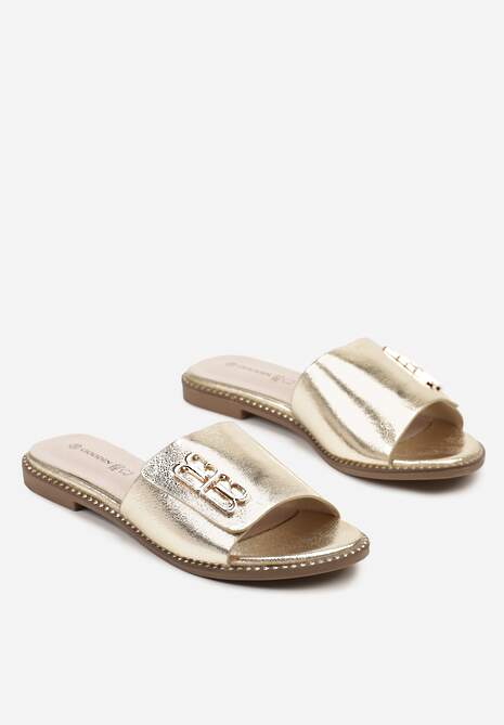 Złote Minimalistyczne Klapki ze Skórzaną Wkładką Zdobione Metaliczną Aplikacją Falesira