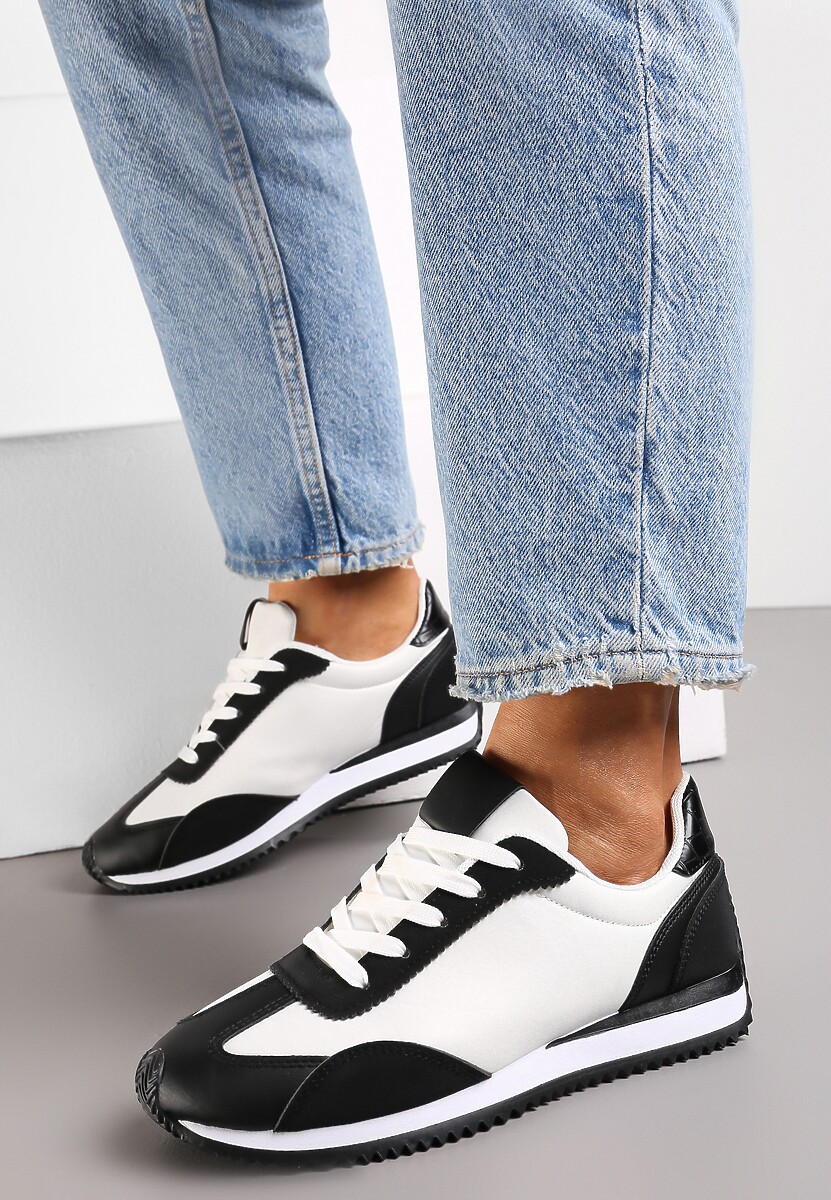Czarne Sneakersy  z Ozdobnymi Wstawkami Fania