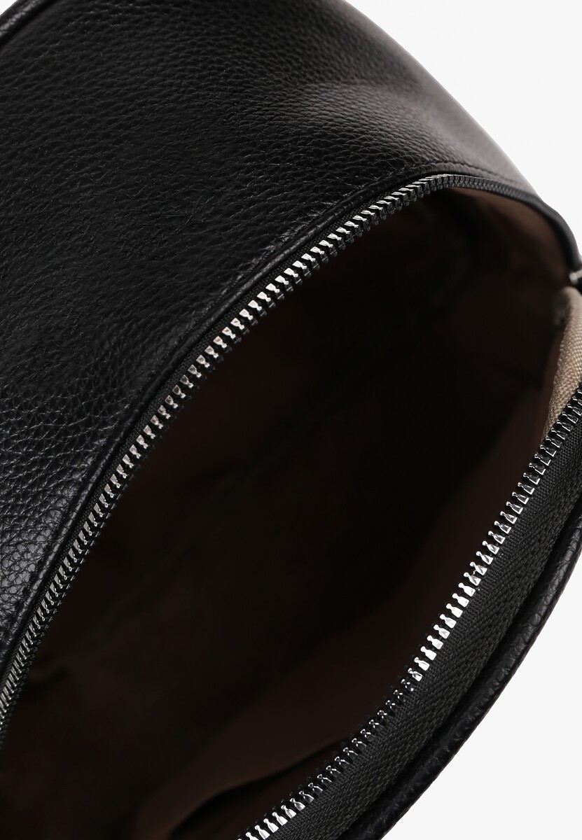 Czarny Trapezowy Plecak z Suwakiem z Frędzlami Idassea