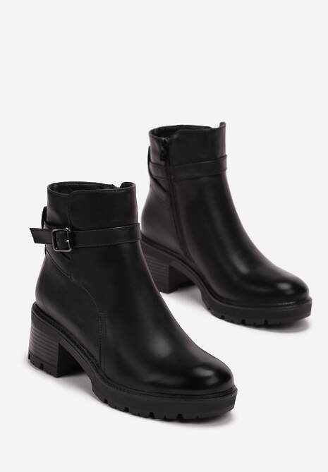 Czarne Botki z Paskiem ze Sprzączką Wokół Kostki na Słupku Botera