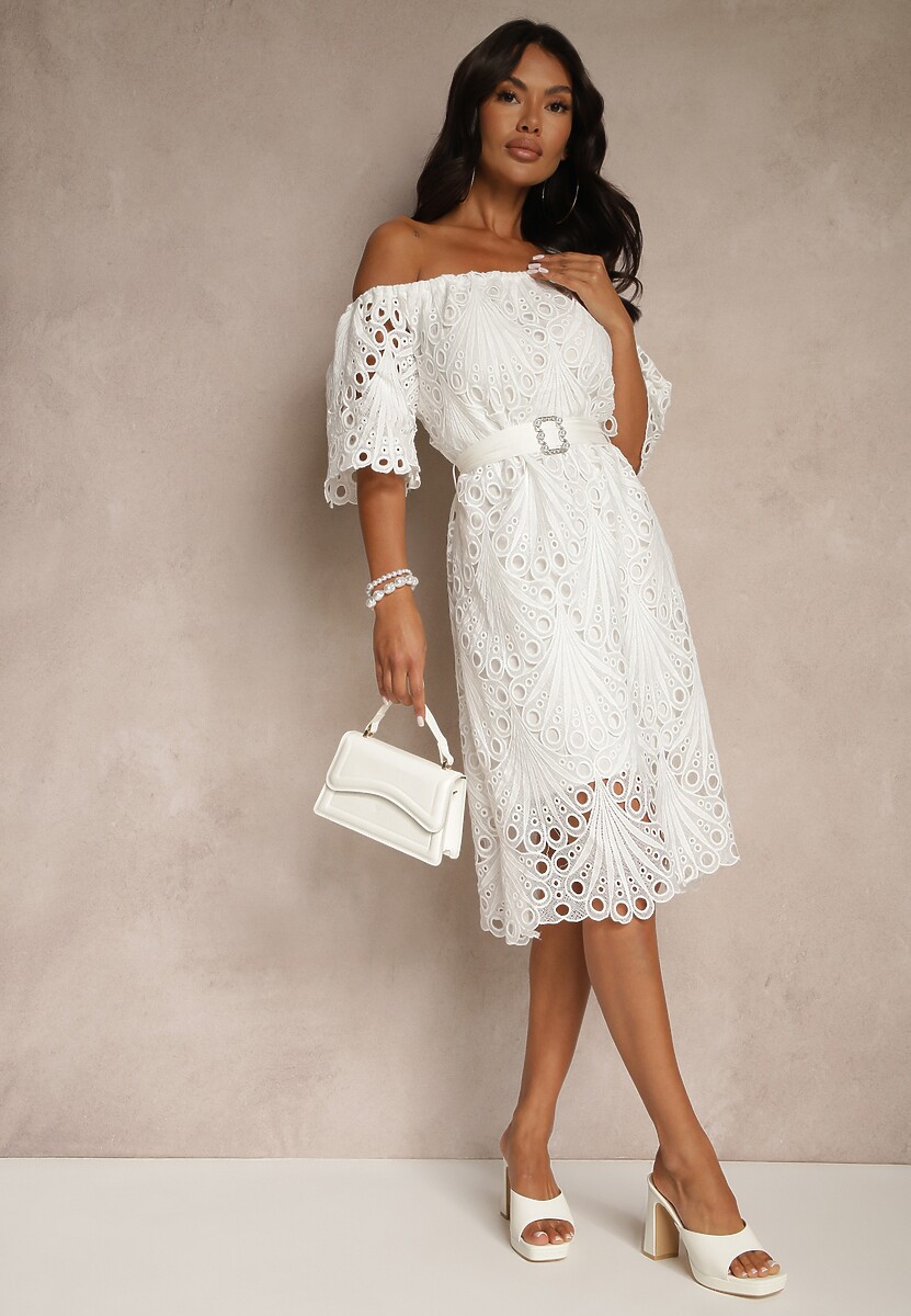 Biała Sukienka z Bawełną Ozdobiona Paskiem z Klamrą Tiavelle