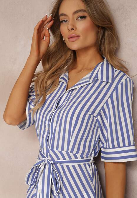 Niebieska Sukienka z Wiskozy w Paski o Koszulowym Fasonie z Wiązanym Paskiem Kimari