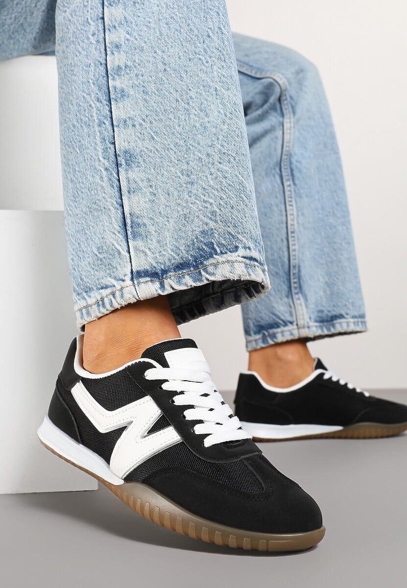 Czarne Sneakersy Typu Klasyczne Tenisówki Zdobione Przeszyciami Elanioria