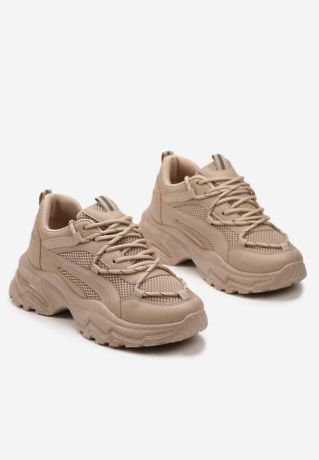 Ciemnobeżowe Sneakersy na Masywnej Podeszwie z Siateczkowym Wstawkami i Ozdobnymi Sznurówkami Ollavia