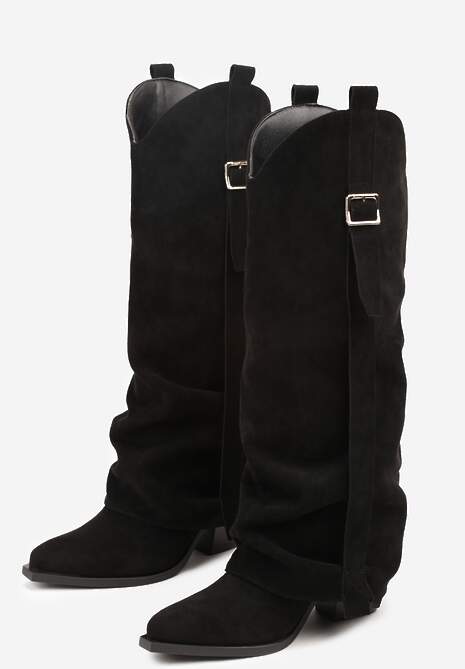 Czarne Kozaki na Stożku Typu Kowbojki Ozdobione Klamrą i Wywiniętą Cholewką Nalirella