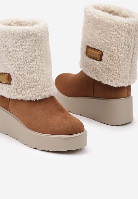 Brązowe Botki na Koturnie Ozdobione Barankiem i Wywiniętą Cholewką Irissinae