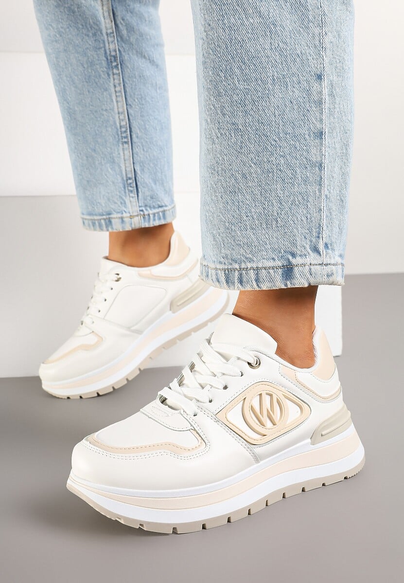 Białe Sneakersy na Platformie ze Sznurowaniem i Ozdobą Arivania