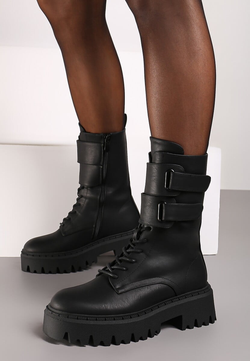 Czarne Botki na Platformie w Stylu Workerów Ozdobione Paskami na Rzep Sairona