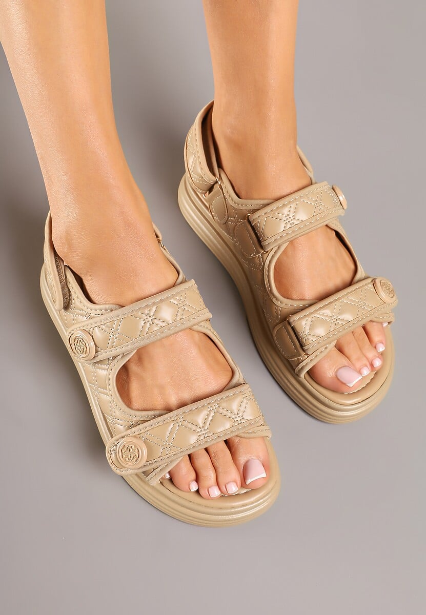 Ciemnobeżowe Sandały na Platformie z Pikowaną Cholewką Wilvania