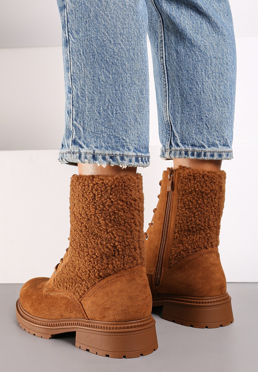 Brązowe Botki Workery na Płaskiej Podeszwie Ozdobione Futerkiem w Stylu Baranka Nevaletta