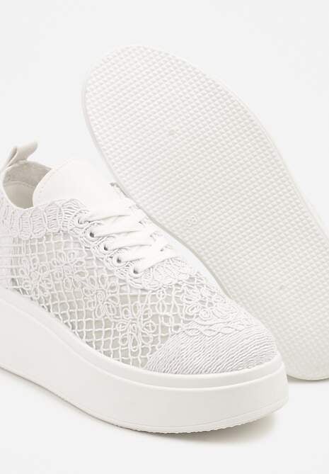 Białe Ażurowe Sneakersy Vices na Platformie Halvisa
