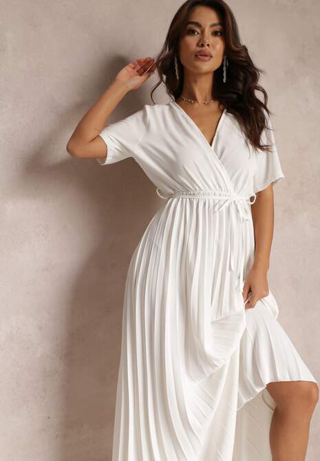 Biała Rozkloszowana Sukienka Plisowana z Wiązanym Paskiem Eilemona