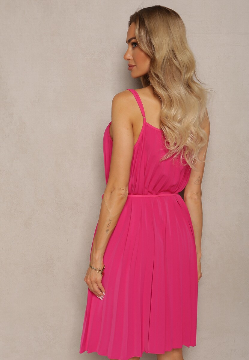 Fuksjowa Rozkloszowana Sukienka na Regulowanych Ramiączkach z Materiałowym Paskiem Liavara