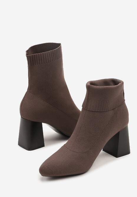 Brązowe Botki Vices na Słupku ze Skarpetową Cholewką Adanelle