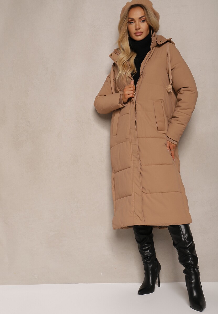 Beżowa Długa Kurtka Pikowana z Odpinanym Kapturem i Rozcięciami na Napy Nissira