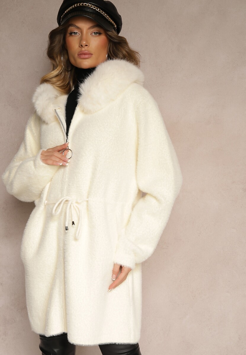 Jasnobeżowy Długi Płaszcz ze Ściągaczem w Pasie Zdobiony Futrem Delithriel