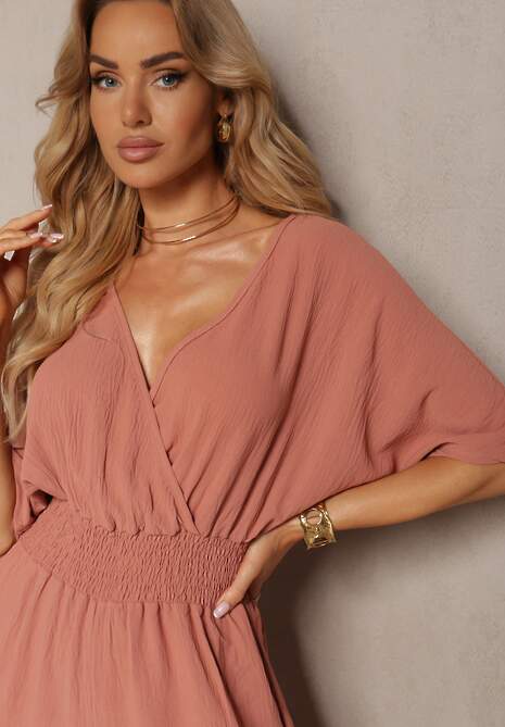 Ciemnoróżowy Kombinezon o Kopertowym Fasonie z Szerokim Luźnym Dołem i Kieszeniami Octoni