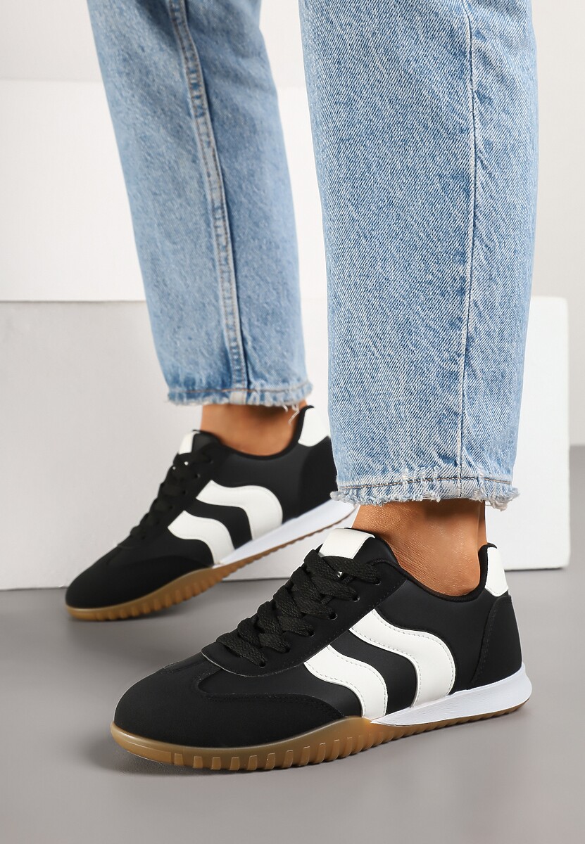 Beżowe Sneakersy Kultowe Tenisówki Zdobione Przeszyciami Welluria