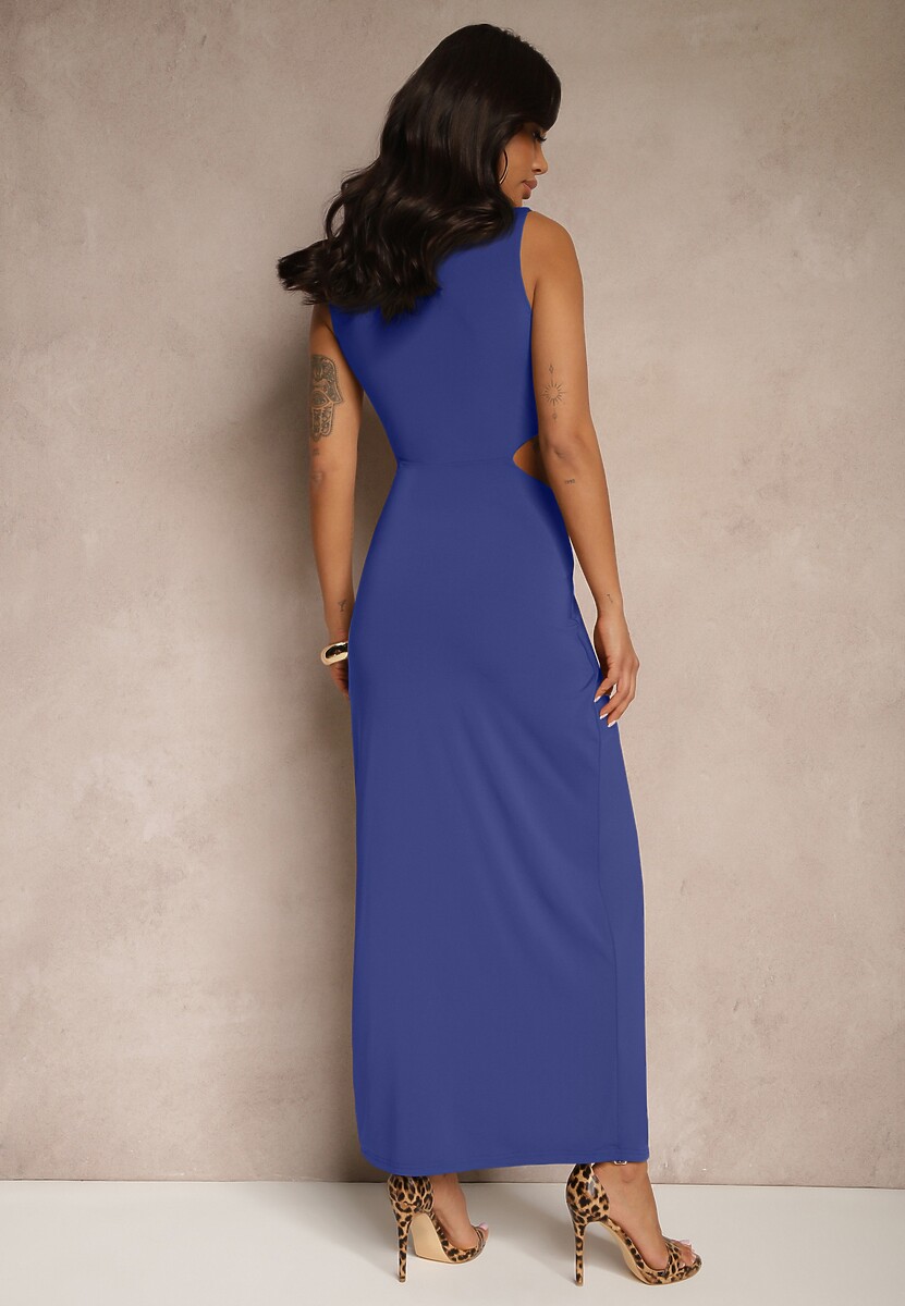 Niebieska Sukienka z Wiskozą Metalową Ozdobą i Wycięciami po Bokach Odivane