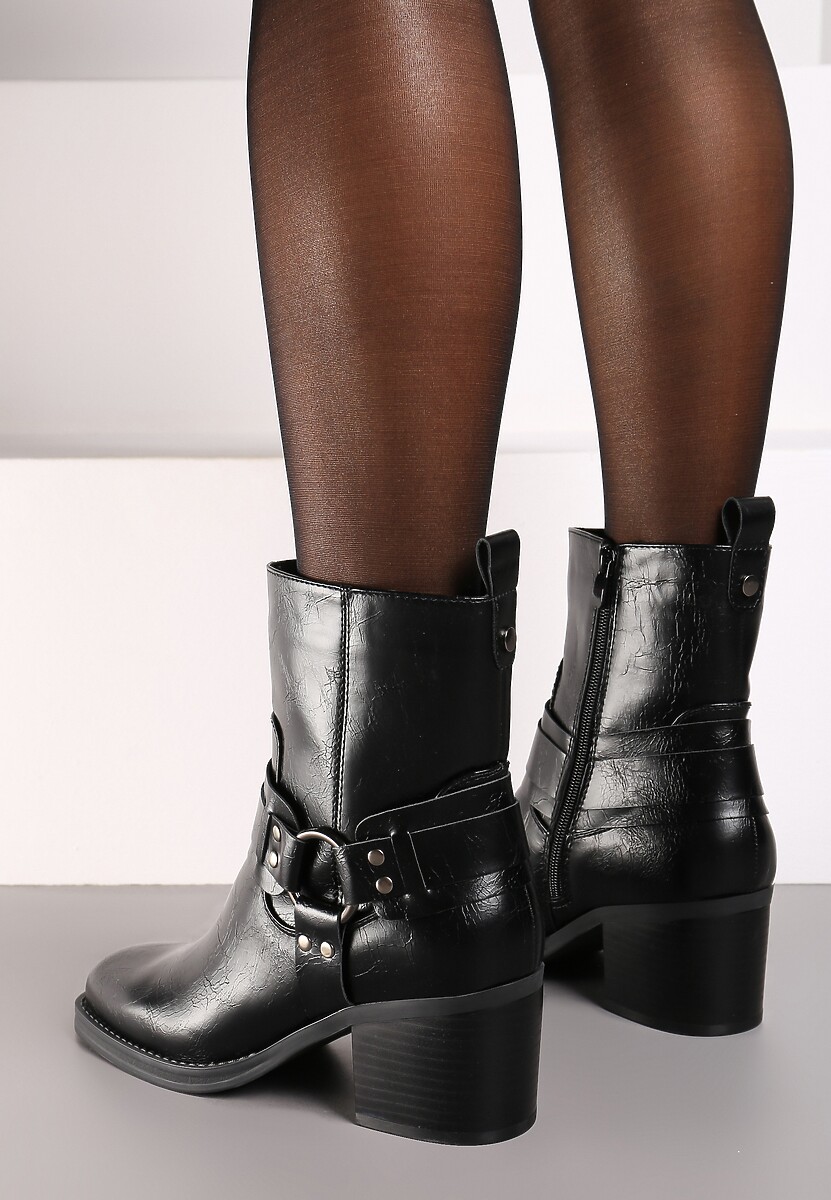 Czarne Botki Bikery na Słupku z Klamrami i Paskami Verissca