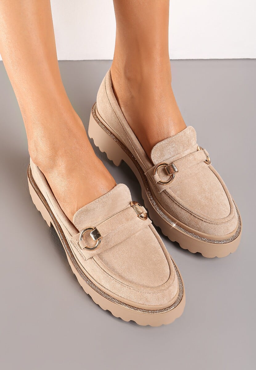 Ciemnobeżowe Mokasyny z Cyrkoniami Wokół Podeszwy i Klamrą Rolanissa