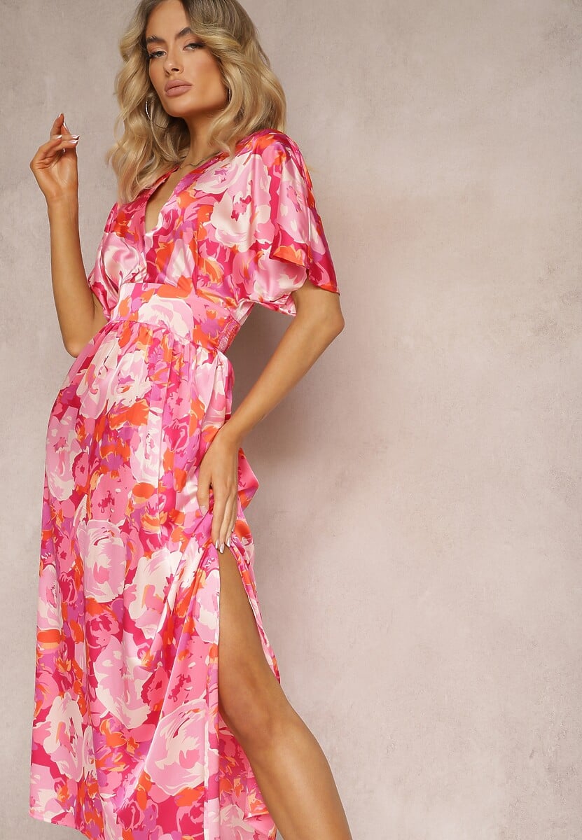 Różowa Satynowa Sukienka z Kopertową Górą Luźnymi Rękawami i Rozkloszowanym Krojem Karlemia