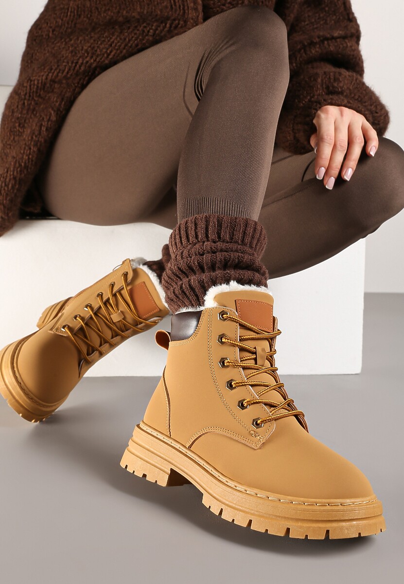 Brązowe Traperki ze Sznurowaniem i Grubą Podeszwą z Nubuku Syntetycznego Ariellta