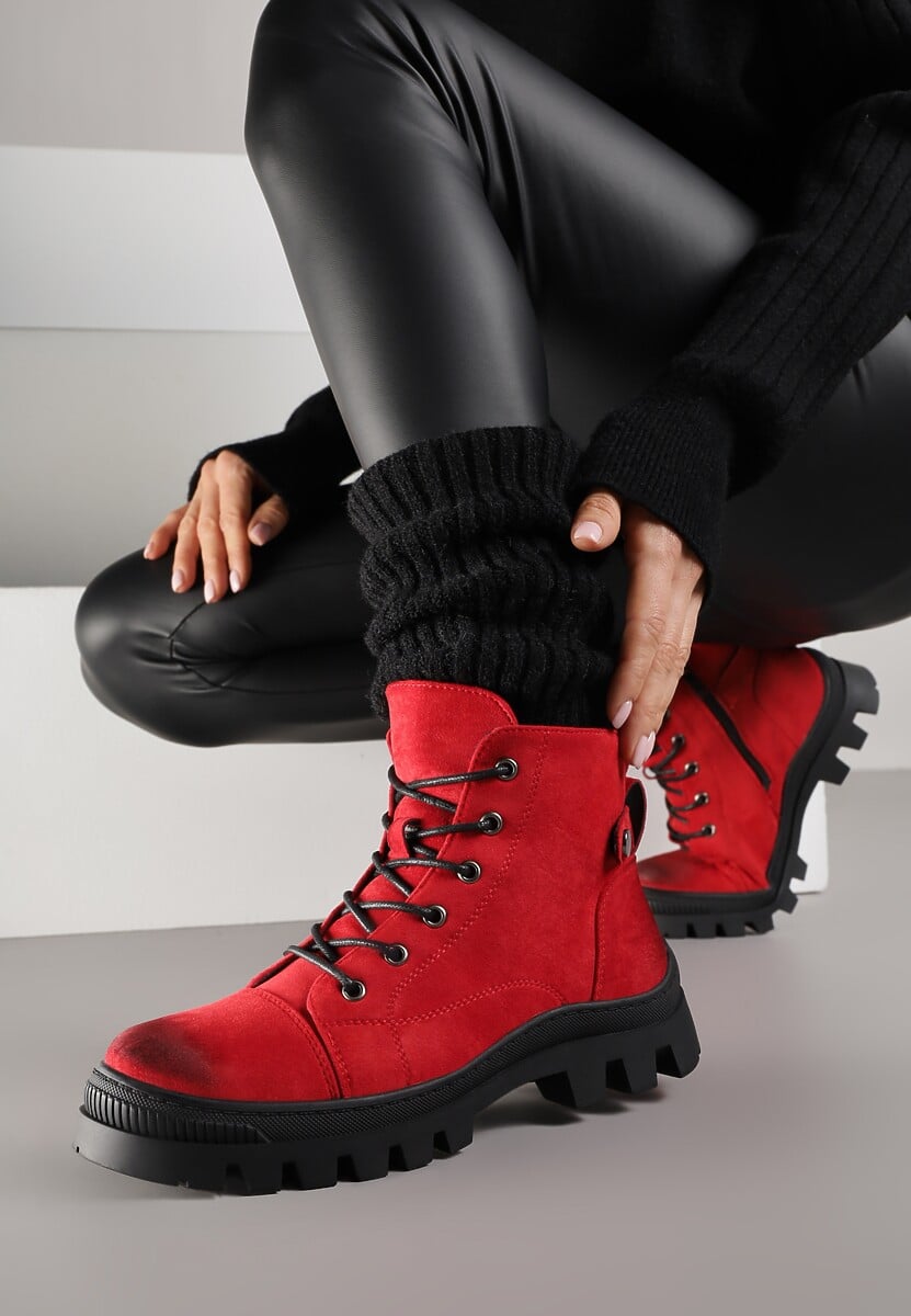 Czerwone Botki Trapery na Platformie Ozdobione Paskiem Argiva