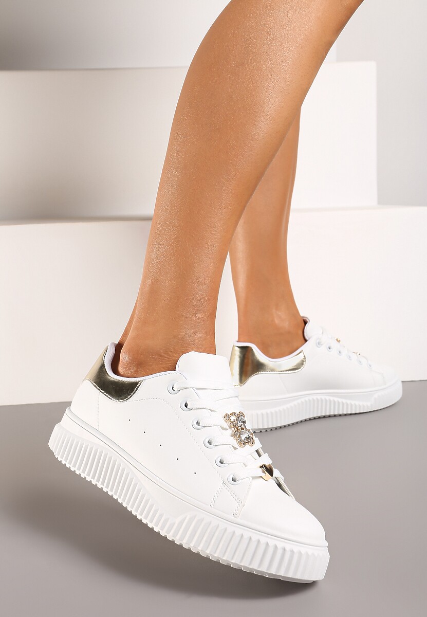 Biało-Złote Sneakersy na Niskiej Platformie ze Wstawką z Ekozamszu i Złotym Misiem Nleona