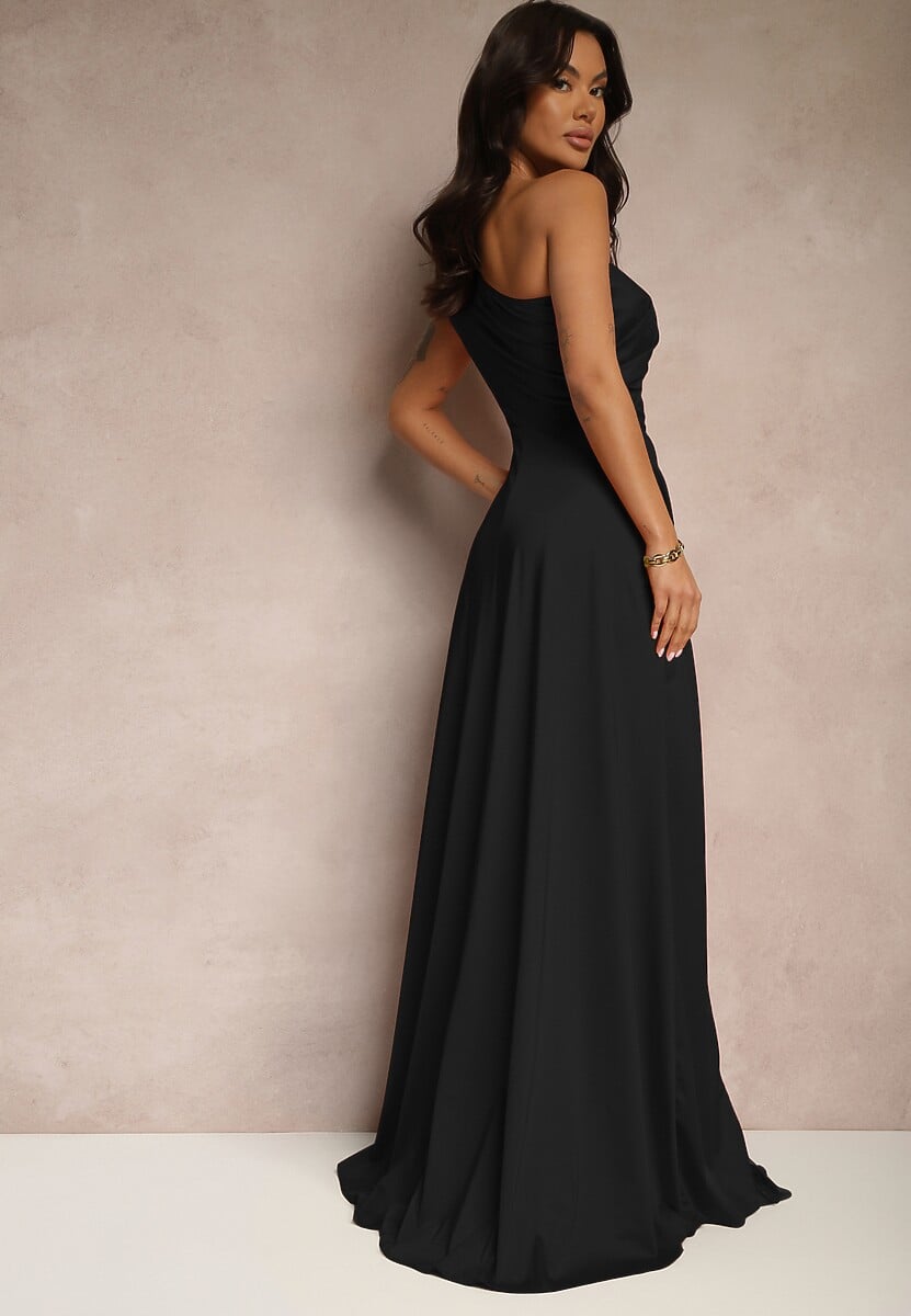 Czarna Marszczona Sukienka o Asymetrycznym Kroju z Rozcięciem Taliona