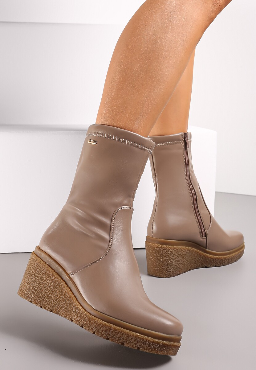 Ciemnobeżowe Botki za Kostkę na Koturnie Elisola