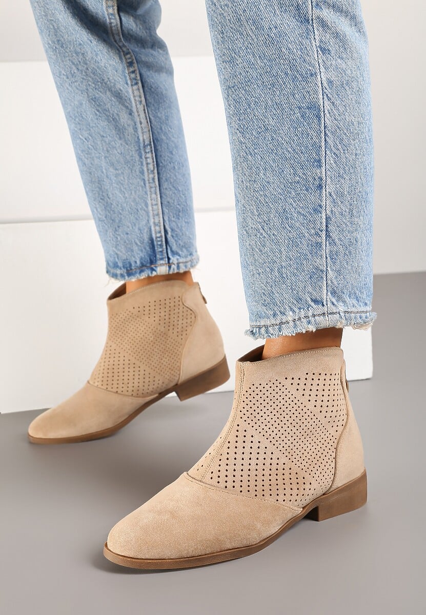 Jasnobeżowe Botki Vices z Ekozamszu z Ażurową Cholewką Selianae