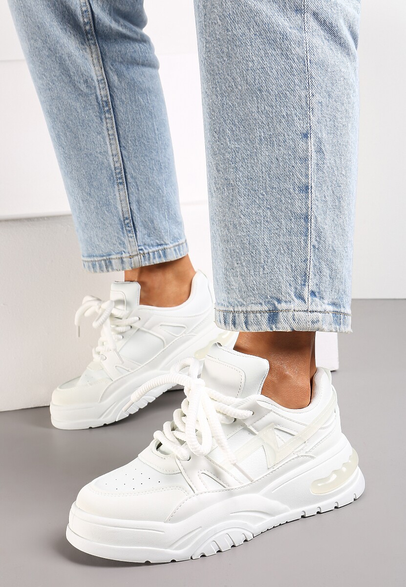 Białe Sneakersy na Grubej Podeszwie z Szerokim Wiązaniem Iniestra