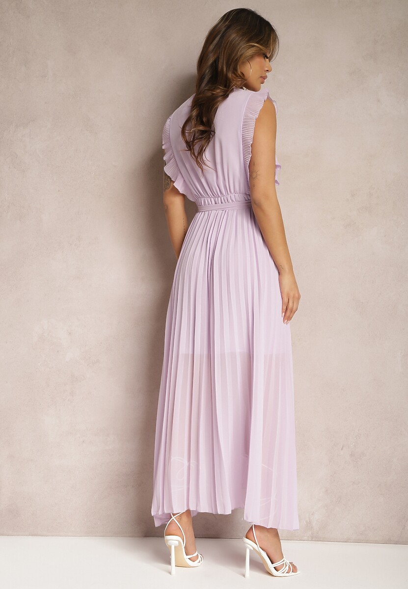 Jasnofioletowa Wiskozowa Sukienka Maxi z Plisowaniem o Rozkloszowanym Kroju i Kopertowym Dekolcie Fliceris