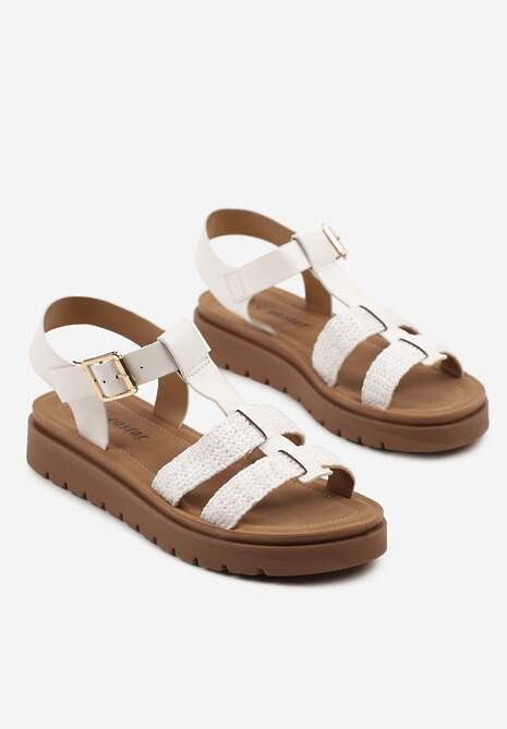 Białe Sandały na Niskiej Platformie Ozdobione Plecionką i Sprzączką Galauri